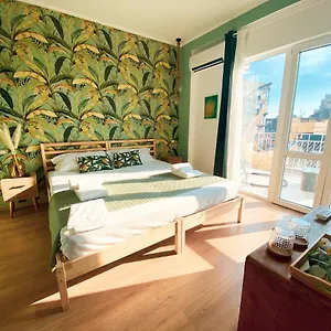 Finestra Sulla Sicilia Bed & Breakfast Aeroporto di Catania Fontana Rossa
